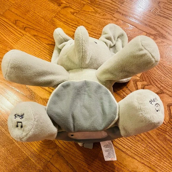 Baby Gund Animated Flappy the elephant - Picture 7 of 8